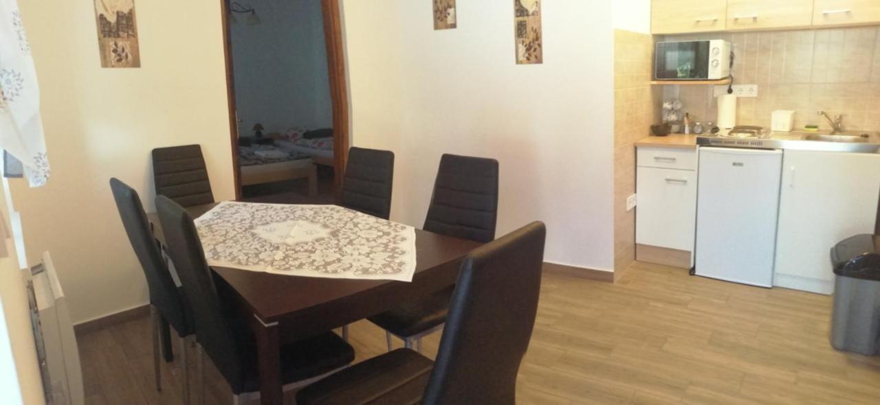 Hotel Cinege Vendeghaz Tolcsva Exteriér fotografie