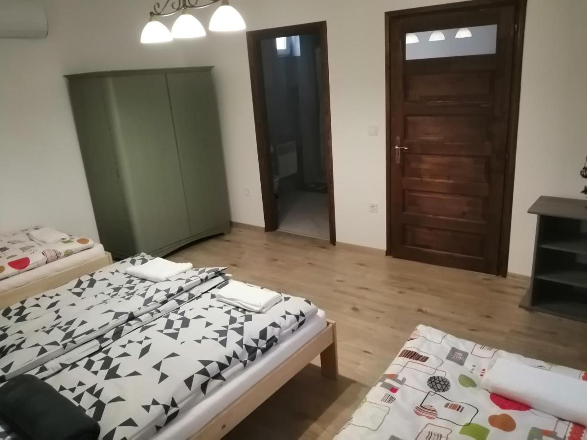 Hotel Cinege Vendeghaz Tolcsva Exteriér fotografie